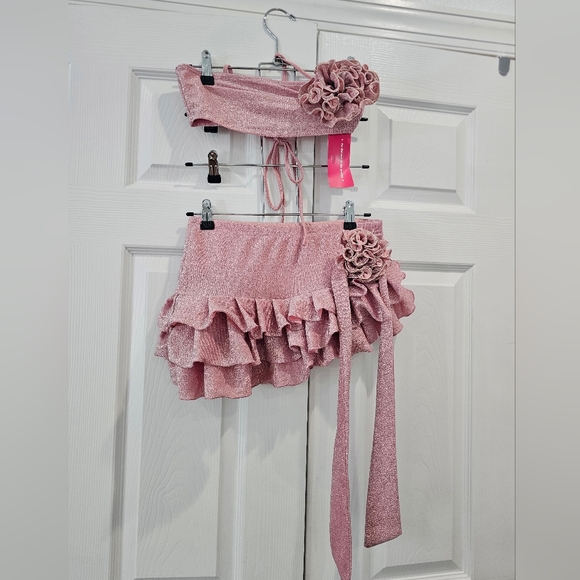 NWT Pink Sparkly Ruffled Two-Piece Set - Picture 1 of 4